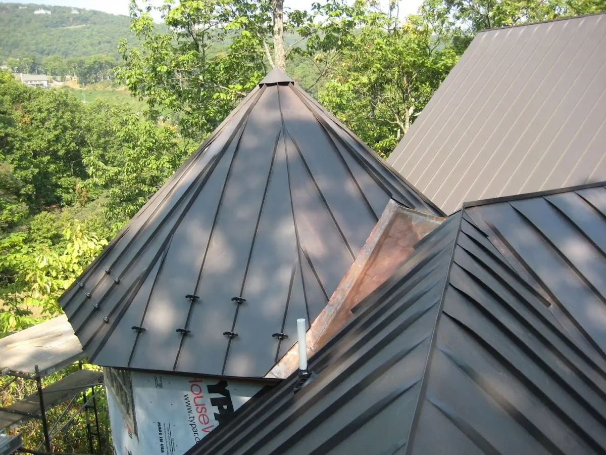 Professional Shingle Replacement & Repair by Craftsman Roofing in Colville